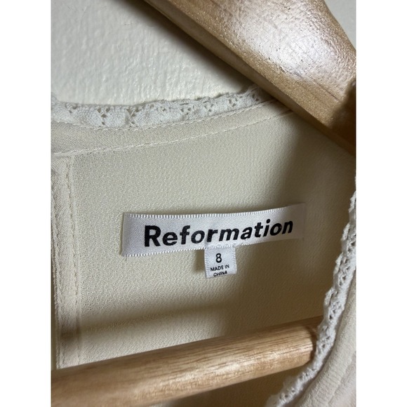 Reformation Cream Colored Eyelet Detail Merrit Dress Long Slit Side Size 8 - Picture 4 of 8